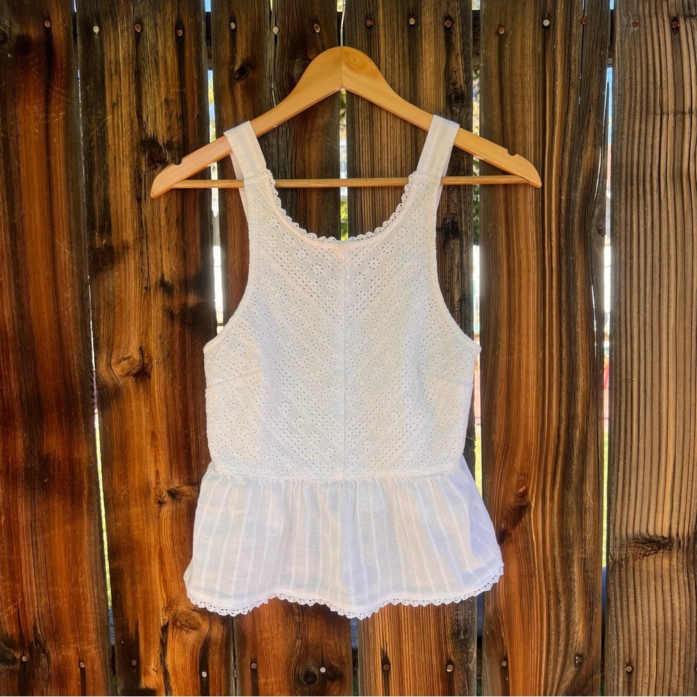 American Eagle white lace trim eyelet peplum top, size XS